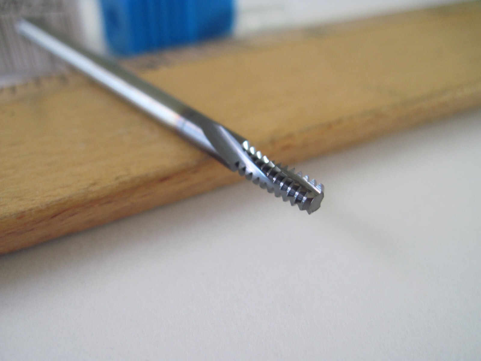 YG1 TE340 Carbide Thread Mill, 1032, 60°, 3FL, TIALN, .120" x .125 x