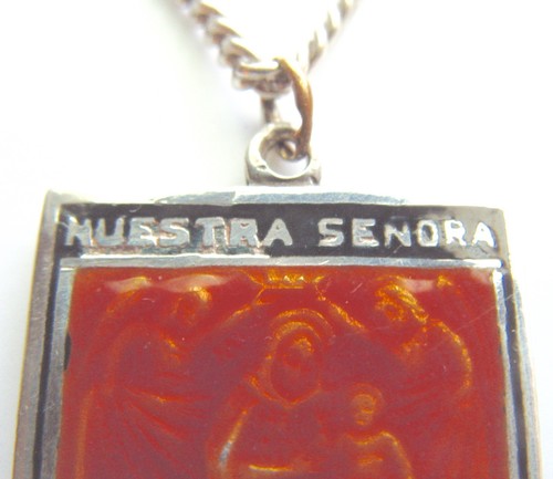 NUESTRA SENORA REINA DE LOS ANGELES STERLING SILVER ENAMEL MEDAL & CHAIN ANGELS - Picture 2 of 7