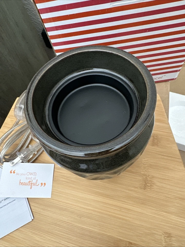 Gold Canyon Candle Co. Calentador POD mediano con aroma verde oscuro Foto 3 de 4