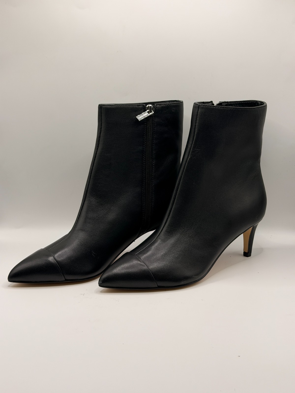 Calvin Klein Womens Gently Pointy Cap Toe Black Leather Heel Bootie Sz 7 M