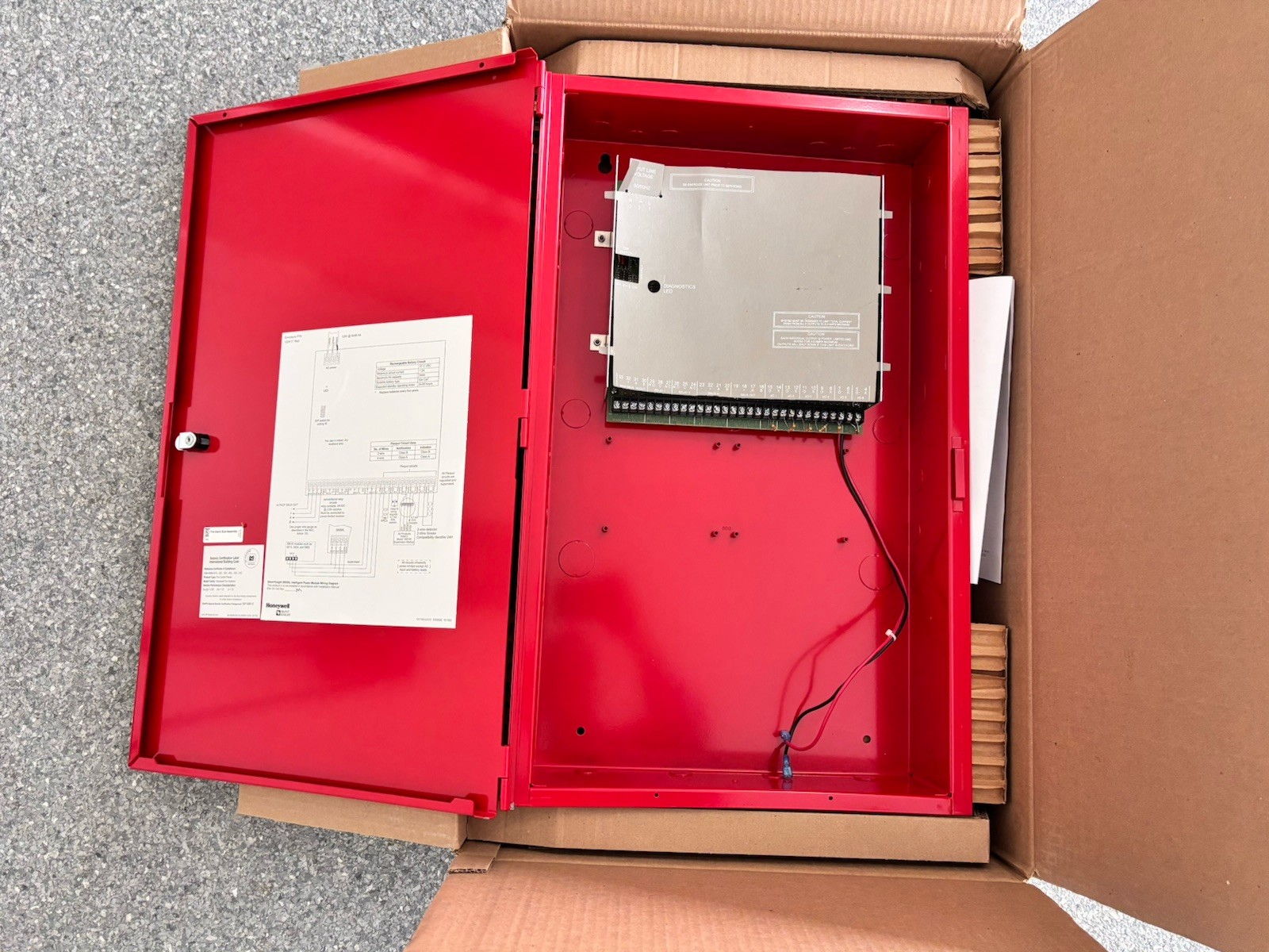 SILENT KNIGHT 5895XL INTELLIGENT POWER SUPPLY USED BOARD / NEW ENCLOSURE