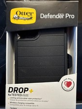 OtterBox Defender Pro Series Case W/ Holster for iPhone 11 iPhone XR Black NEW