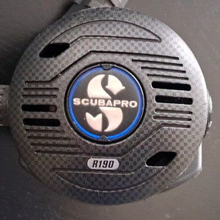 Scubapro R190 Scuba Regulator Second Stage with Hose Model R190