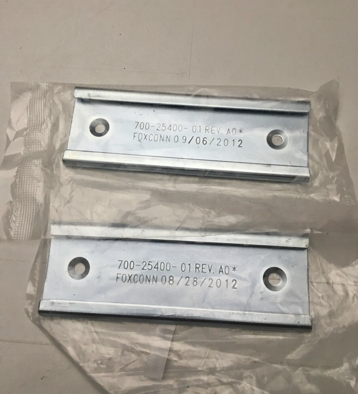 New 2 FOXCONN 700-25400-01 REV AO For Cisco Nexus rails ears rack parts ...