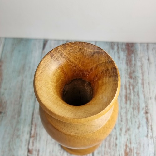 Turned Wood Vase Large Vintage Light Wooden Boho Green Felt Base Retro 10.5 inch - Picture 6 of 9