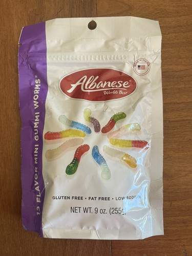 Over 2 POUNDS of 12 Flavor Albanese Mini Gummi Worms, Set of Four Bags 9 Oz Each - Picture 2 of 4