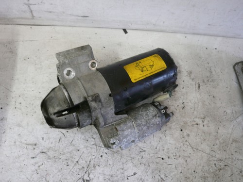BMW 3er e90 e91 318d 2008 Anlasser Starter Bosch 7812034*