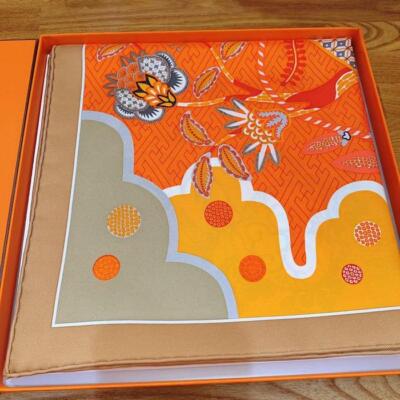 SORAMI☆ジャンク品 ☆ HERMES オレンジ コート S ヴィンテージ HERMES スプリングコート シルク100% ホルンボタン