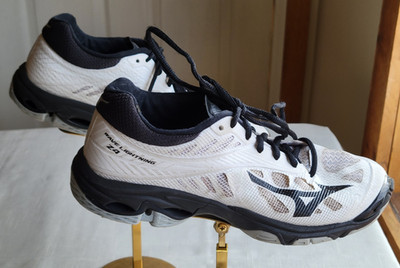 Mizuno Energy Wave Lightning Z4 Dimension Women s Volleyball Shoes Size US 8M
