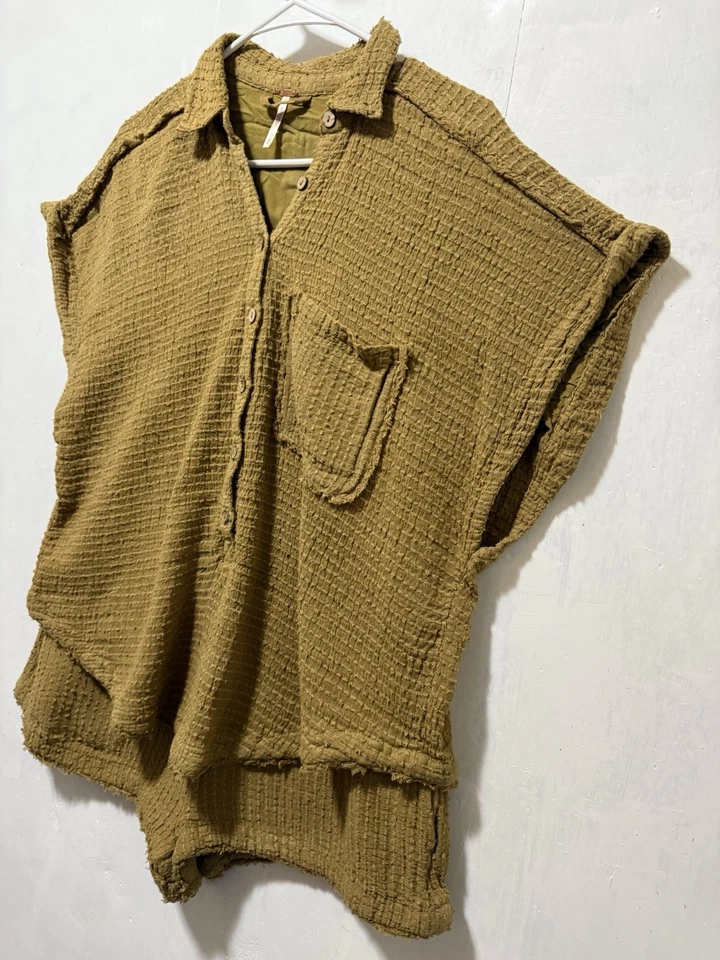 Free People Short Sleeve Button Front Bohemian Romper One Piece Sz M - Image 4 of 4