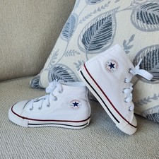 NIB Converse Chuck Taylor All Star Size 10 Toddler Optical White High Tops 7J253