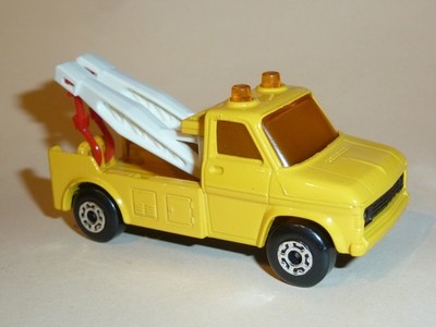 MATCHBOX SUPERFAST WRECK TRUCK No. 61, unbespielt in gelb/weiß/rot
