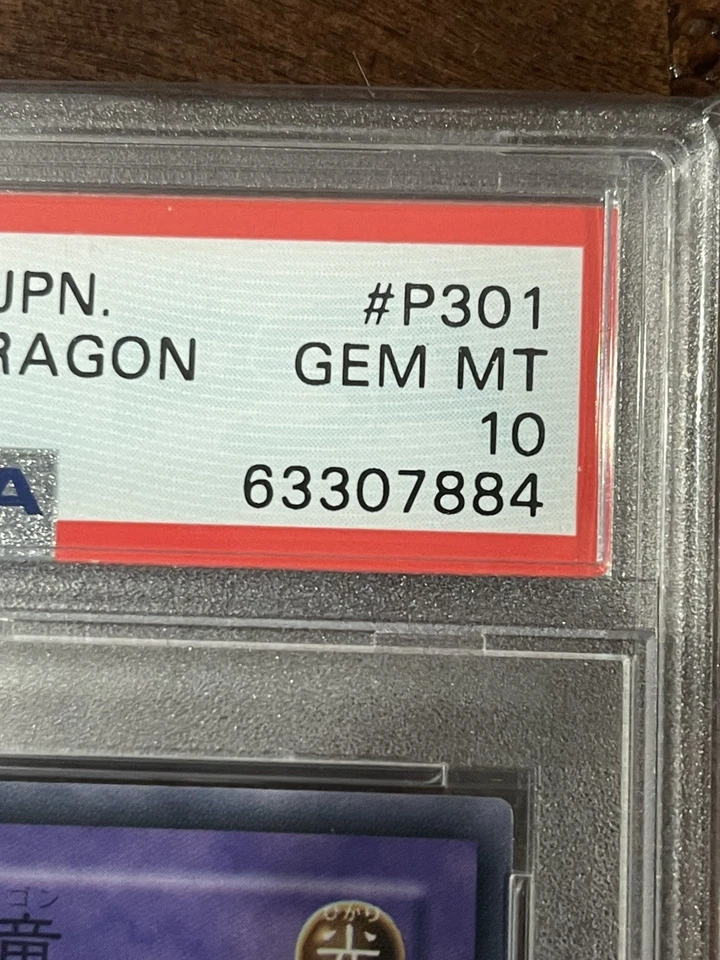 Yu-Gi-Oh! TCG PSA 10 Blue-Eyes Ultimate Dragon 2000 P3-01 Super Rare Japanese - Image 4 of 4