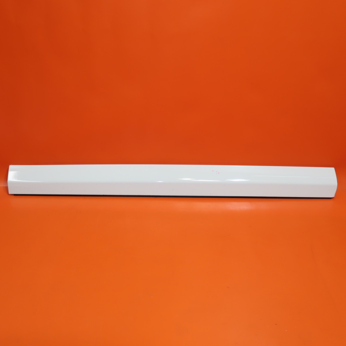 Rolls-Royce Cullinan 2017-2021 FRONT+LEFT Body side molding P/N 51137448585