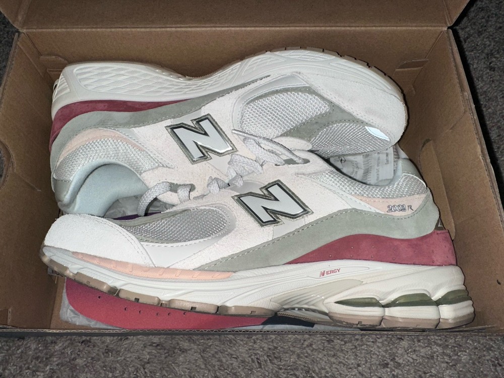 New Balance 2002r Size 12 Festival Sage Burnt Orange Off-White UK 11.5 Sneakers