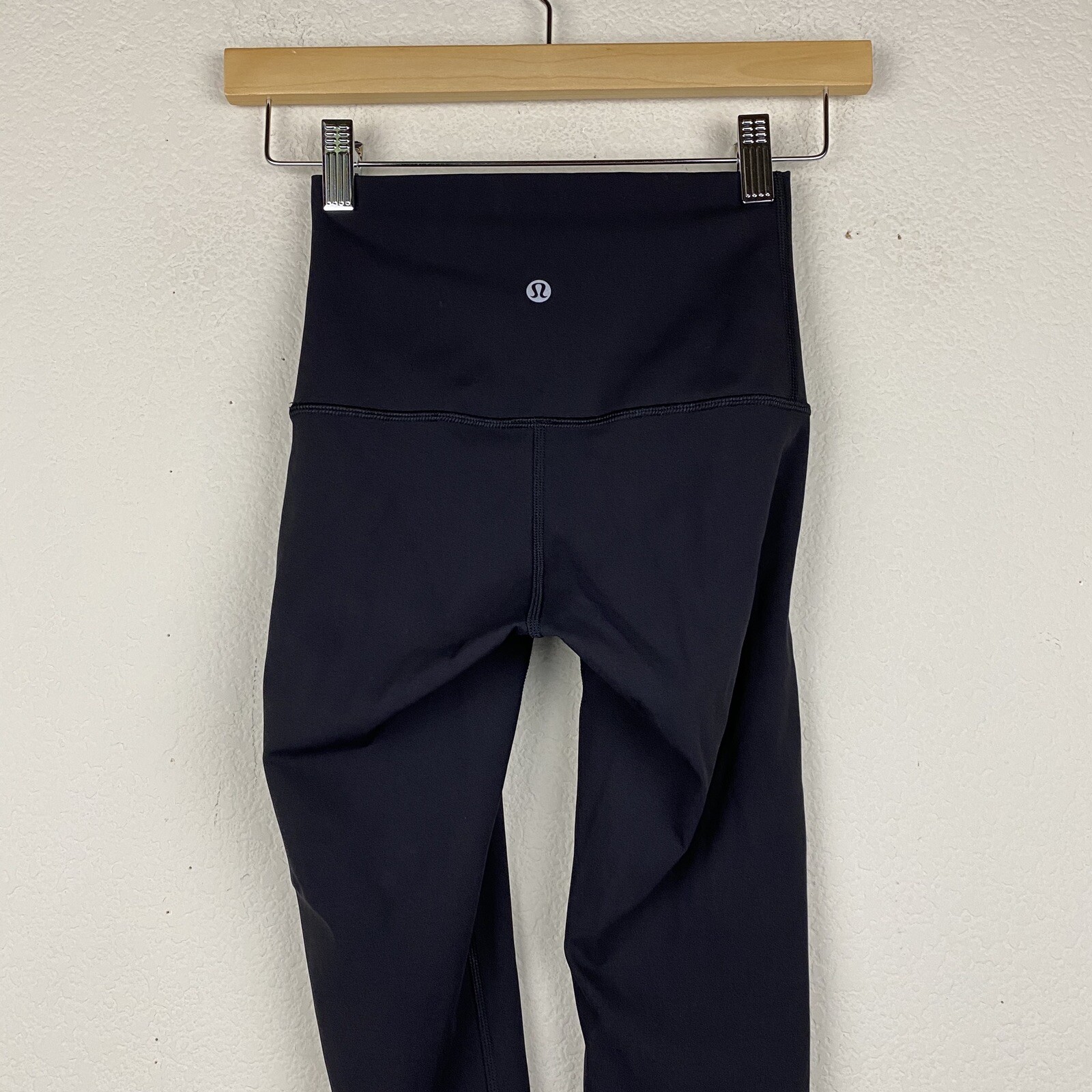 LULULEMON Size 2 Solid Black Luxtreme WUNDER UNDE… - image 8