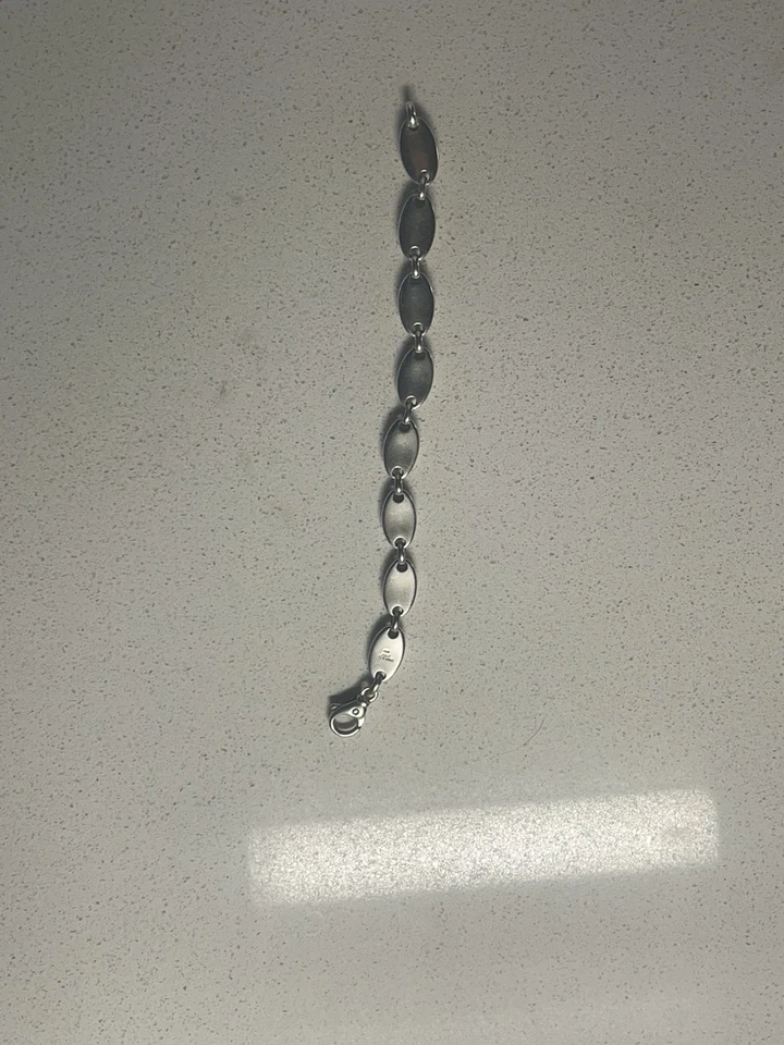 Authentic Vintage Tiffany & Co. Silver Pebble Bracelet 7.5'' with Pouch - Image 4 of 4