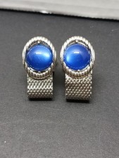 Vintage Pair Of Swank Blue Cabochon Mesh Wrap Cuff Links Formal Casual Dress.