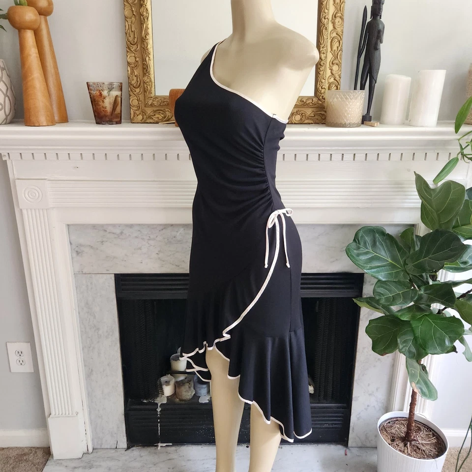 Vestido preto vintage anos 90 bainha de babado alto baixo franzido um ombro elástico tamanho pequeno - Imagem 3 de 4