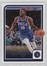 2023-24 Panini NBA Hoops Red Back Shake Milton #33 1cl3