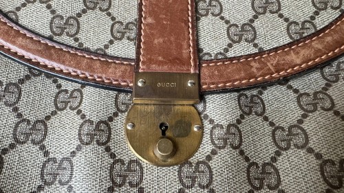 VINTAGE Gucci GG LOGO Print BEIGE/BROWN Leather Zippy Men’s Wristlet Pouch - Picture 16 of 19