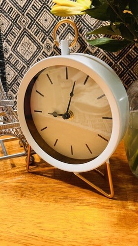 Orologio da scrivania retrò, Coppe e bianco 5,9x2,4x8,26 in NUOVO - Foto 2 di 4