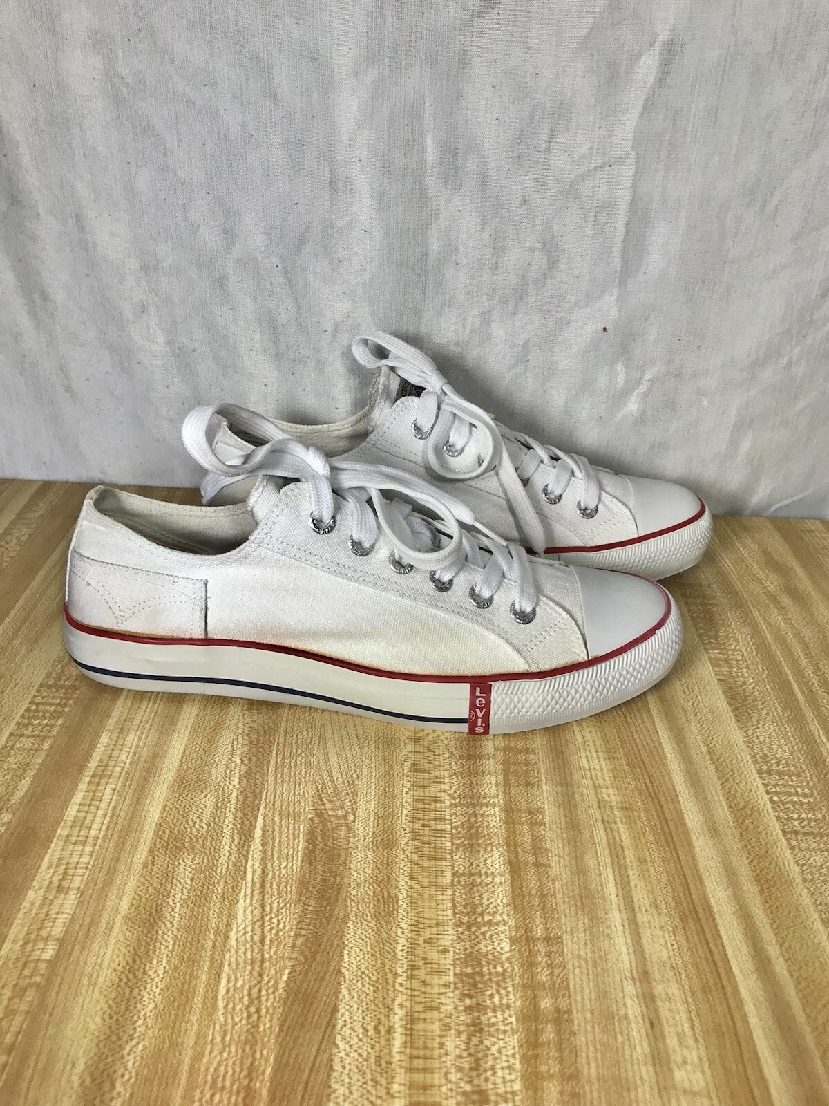 SAOLA Sneakers basse Levi's taglia 10 5 usate.