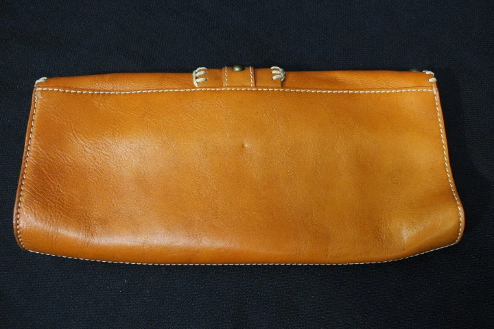 Bolso sin asas BCBGirls marrón naranja roscado aspecto vintage con decoración de bronce-B40 Foto 2 de 4