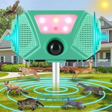 Solar Animal Repeller Ultrasonic LED Flash Bird Dog Skunk Deer Raccoon Repellent