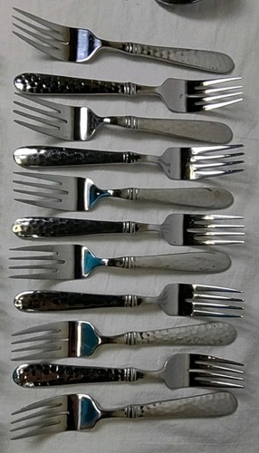 Cambridge MAJESTY Stainless Hammered Flatware 30pcs - Picture 4 of 7