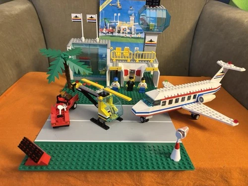 LEGO Town: International Jetport (6396) Vintage City Airport Near Complete