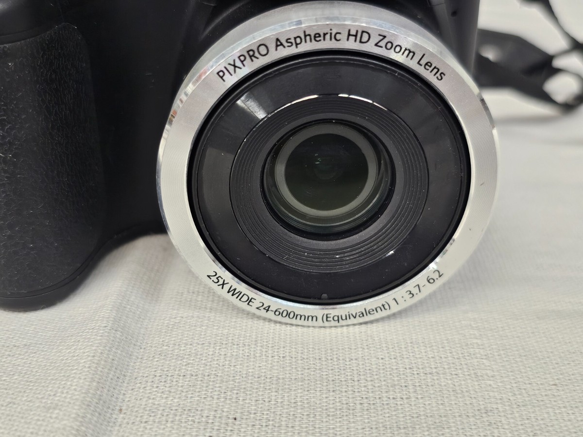 Kodak Pixpro AZ252 Digital Camera 25X is Wide Angle 24-600mm 1:3.7