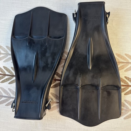 ScubaPro Jetflossen ohne Riemen - schwarz Größe Medium Jetfin 17,5" lang Made in USA - Bild 6 von 24