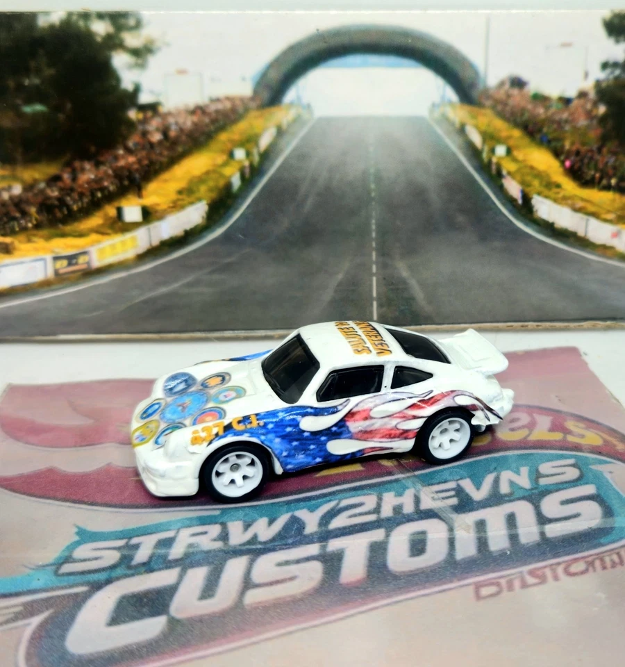 Hot Wheels Porsche ***Custom Troops Veterans Spectraflame And RR*** - Image 2 of 3