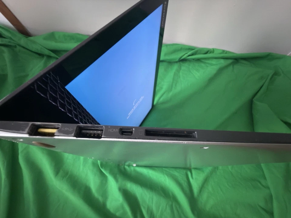 ¡OFERTA Early Black Friday! Portátil Lenovo Yoga 3 Pro | 13”2k QHD, 256GB, 8GB, intel Foto 3 de 4