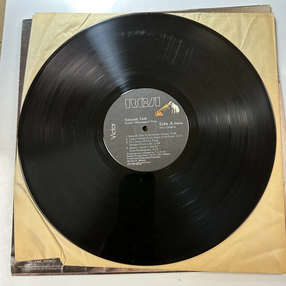 Smooth Talk Champagne Record Vinyl Evelyn King RCA Victor APL1-2466 - Image 4 of 4
