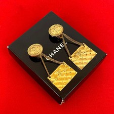 Chanel Matelassé Earrings Women Gold One Size