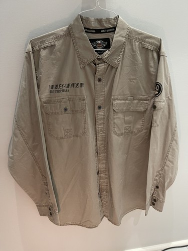 Harley Davidson Size X-Large Men’s Khaki Button Down Long sleeve Shirt Patch
