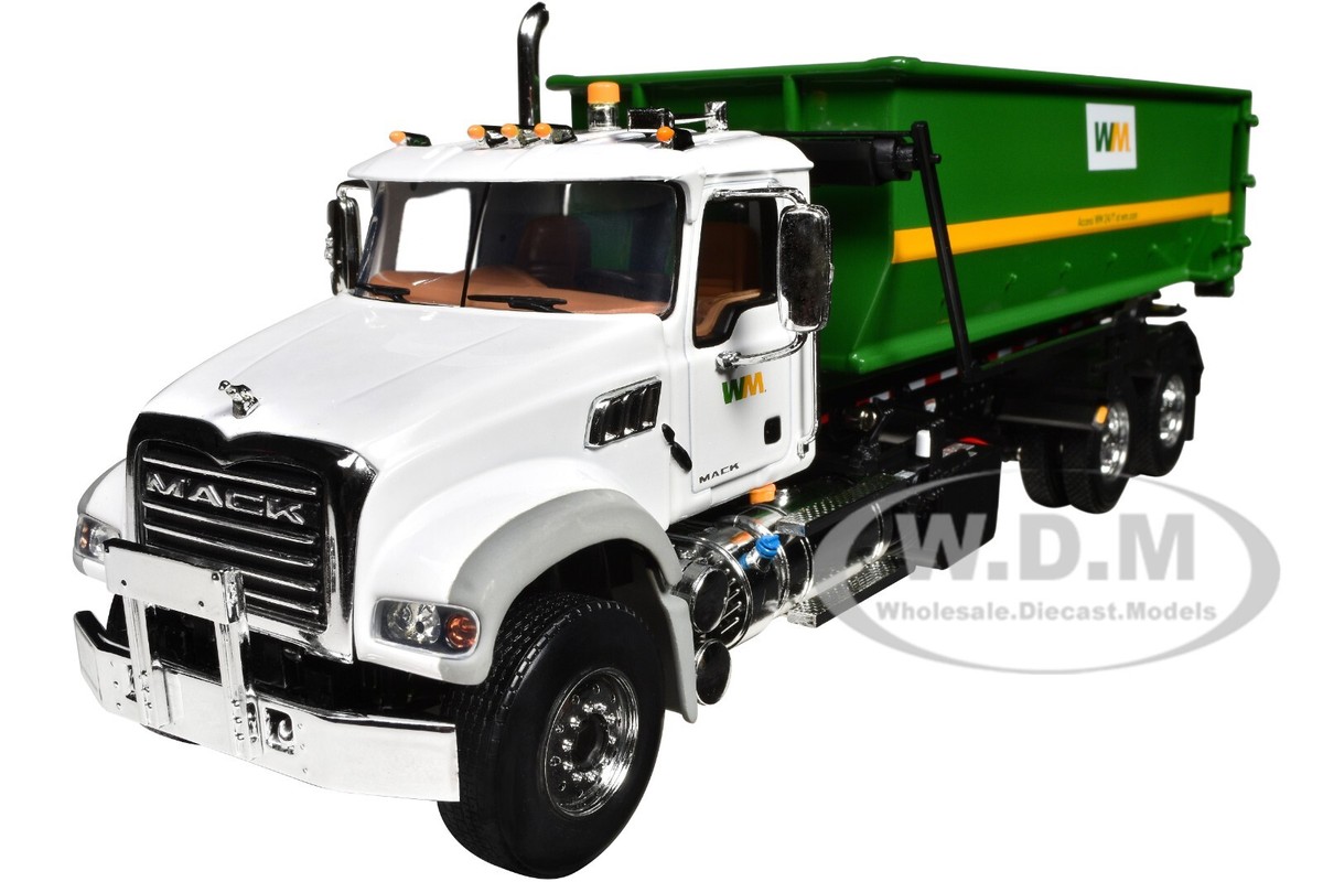 MACK GRANITE ROLL-OFF GARBAGE TRUCK 