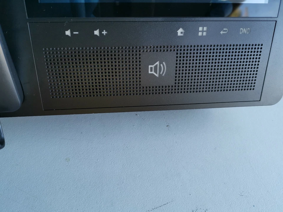 iPECS LG ERICSSON LIP-9070 IP Gigabit Video Phone  - image 2 of 3