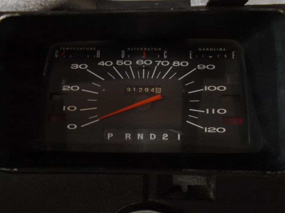 Cuadro de instrumentos Plymouth Fury Gran Coupé 1972 Foto 2 de 4