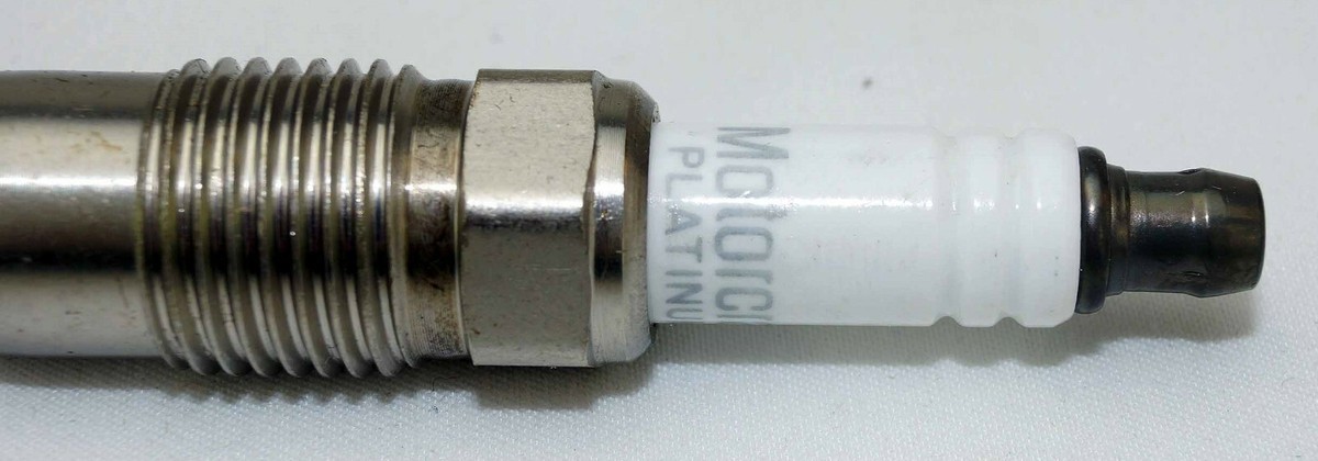 Set of 8 Genuine OEM Motorcraft Spark Plugs SP546X Ford 5.4L 3V