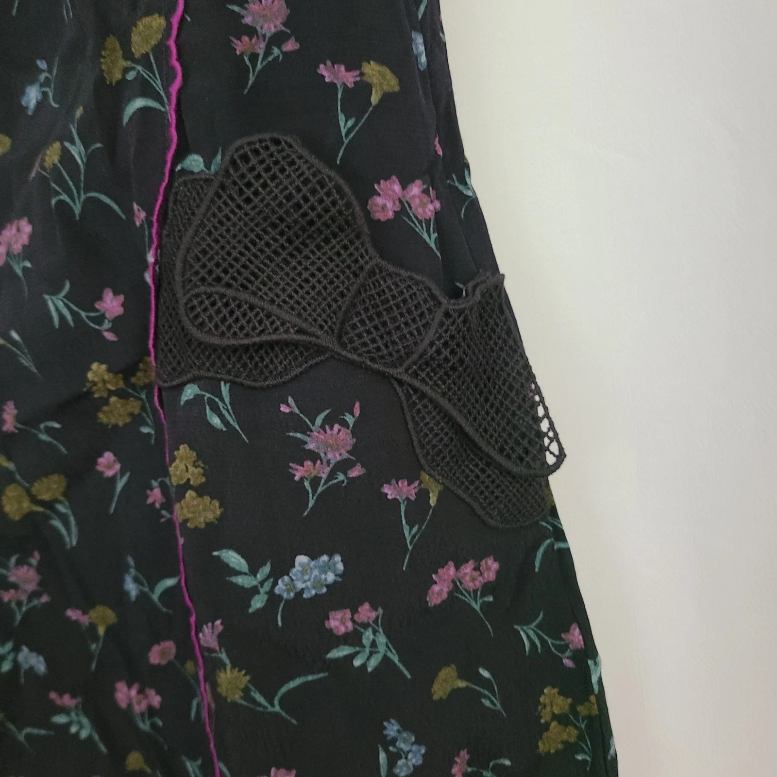 Abito romantico scuro Coach 1941 taglia 4 nero viola fiori selvatici bordo fiocco tasche