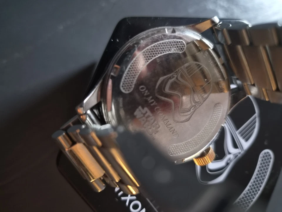NIXON x Star Wars  Captain Phasma  - Bild 2 von 2