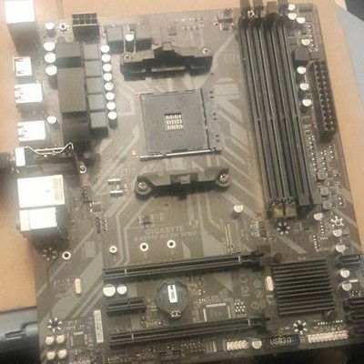 GIGABYTE B450M DS3H WIFI MicroATX AM4 AMD DDR4 Wi-Fi Motherboard