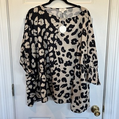 Women s Size medium Oddy Brand Boutique Brand Blouse