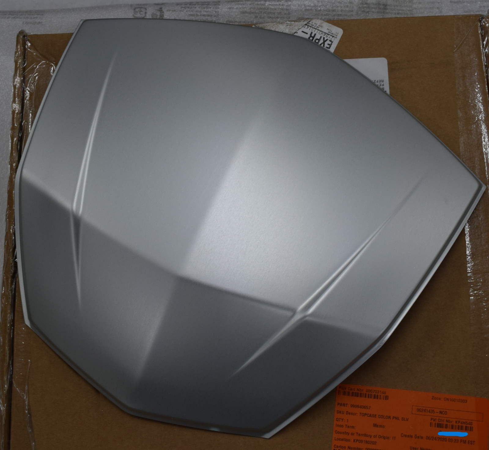Kawasaki Motorcycle - 999940657 - KQR Top Case Color Panels, 47L