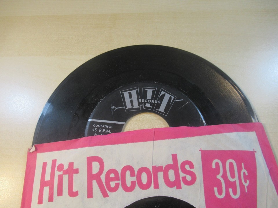 MUSIC CITY SINGERS TODAY HIT 45 129 HIGHER GRADE SLEEVE TOP TEN TUNES