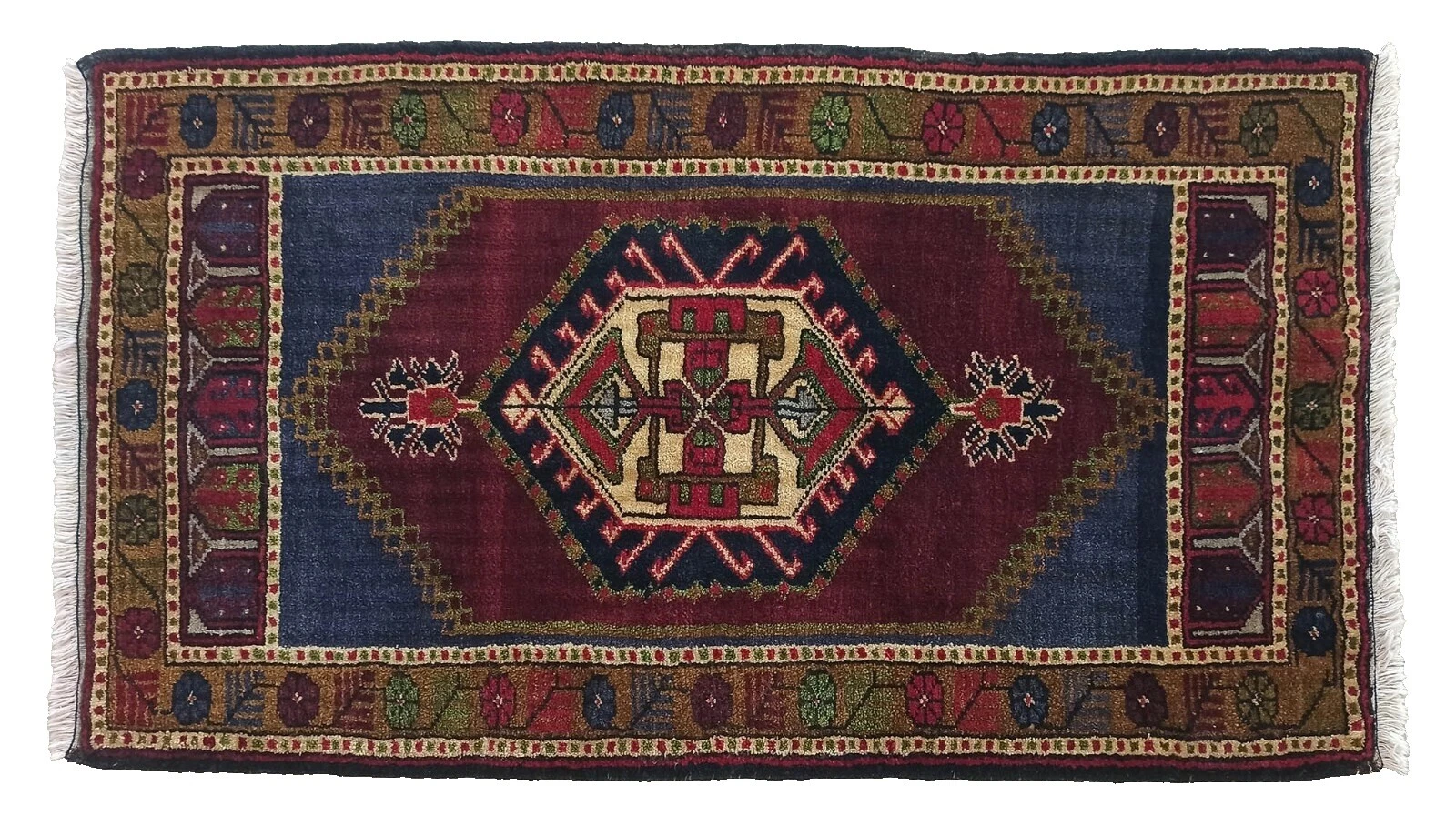 Wool Blend Antique Rugs & Carpets