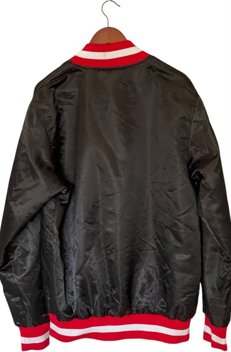 Chicago Bulls Starter Black Label Satin Jacket Men's L G-III Shoe
